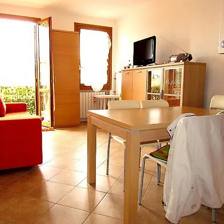 Apartamento Puegnano Del Garda One-bedroom 1 *