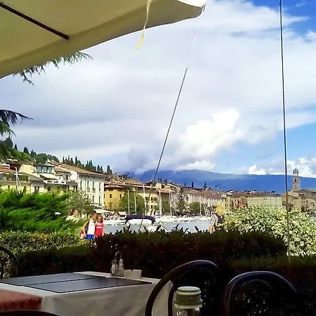 Puegnano Del Garda One-bedroom 1